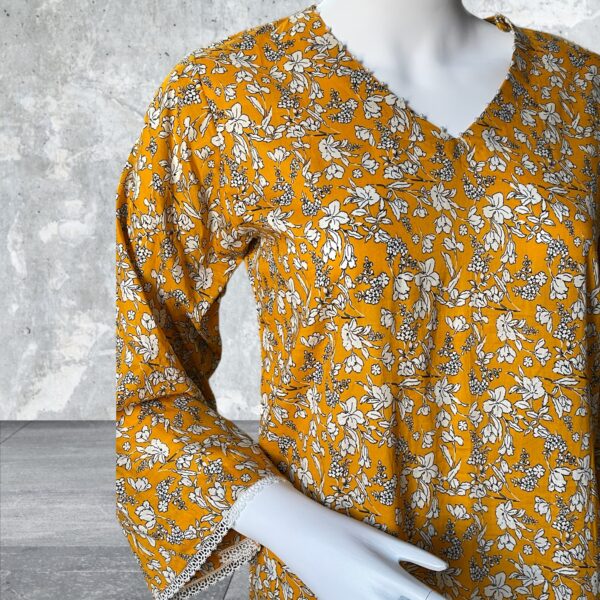 Yellow lawn ready to wear 2 pcs suit - Image 3