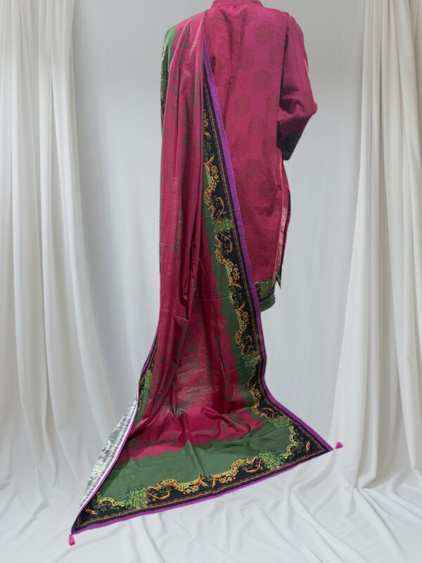 Pink khaddar 2 Pc shirt dupatta - Image 4