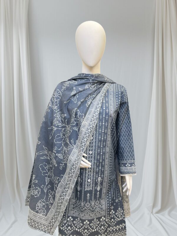 Grey Lawn Shirt Dupatta 2 Pc - Image 2